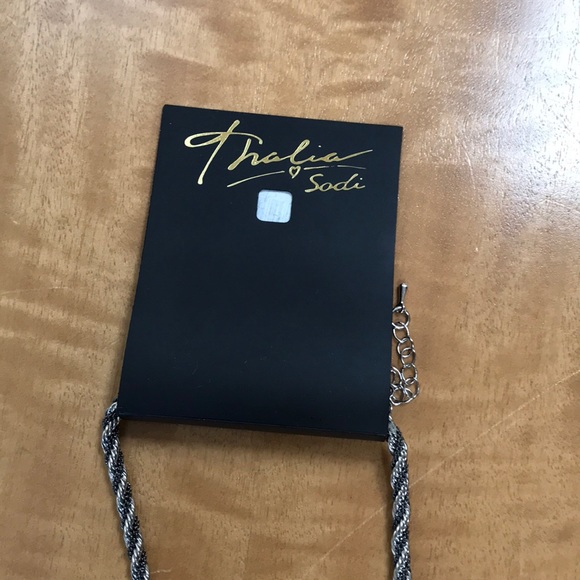 NWT Necklace - Picture 3 of 4